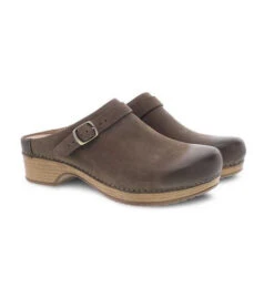 Dansko Berry Mule With Strap Mushroom Nubuck -Best Equestrian Store berry clog mule strap mushroom pair dansko 72611.1676047790