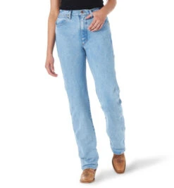 Wrangler Women's Cowboy Cut Jeans -Best Equestrian Store core jeans antique wash front 1014MWZAT wrangler 80884.1665524283