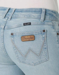 Wrangler Mae Mid Rise Trouser Jean -Best Equestrian Store mae mid rise trouser elena pocket detail 112330011 wrangler 54038.1682108427