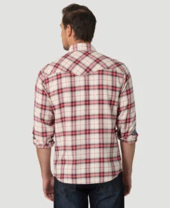 Men's Wrangler Retro Premium Plaid Long Sleeve Shirt